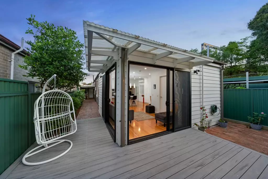 13 Bastable Street, Croydon, Croydon - Image 1