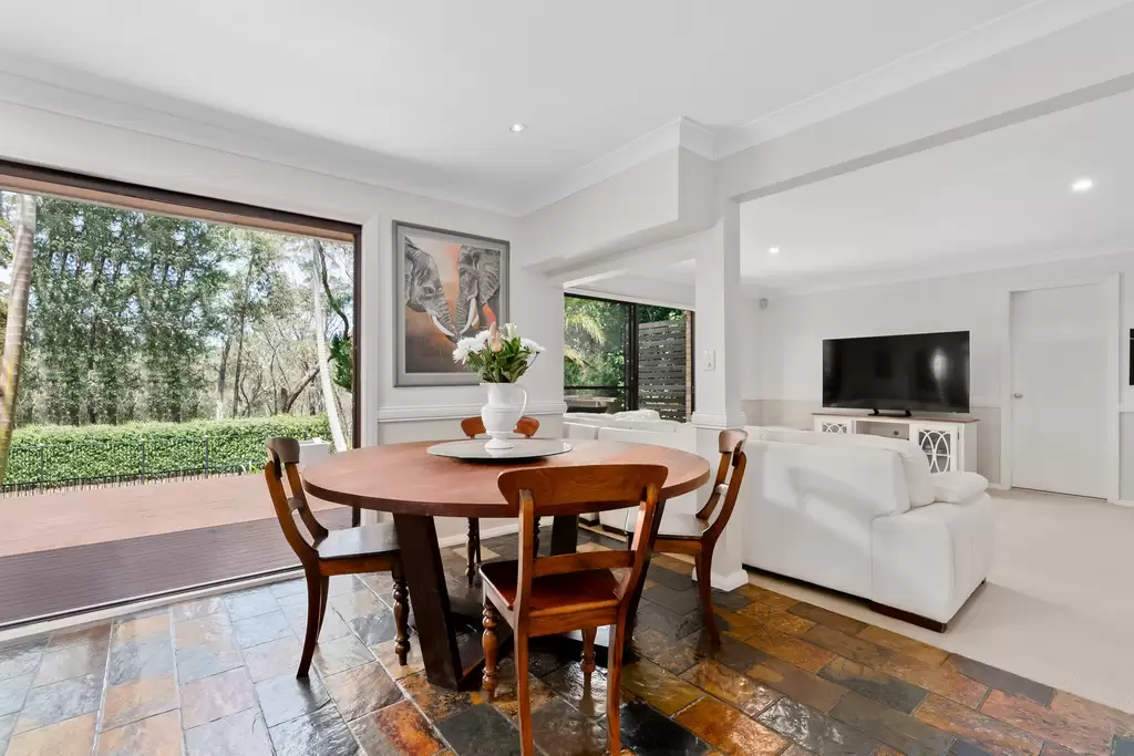 25 Andrew Place, North Rocks, North Rocks - Thumbnail 4
