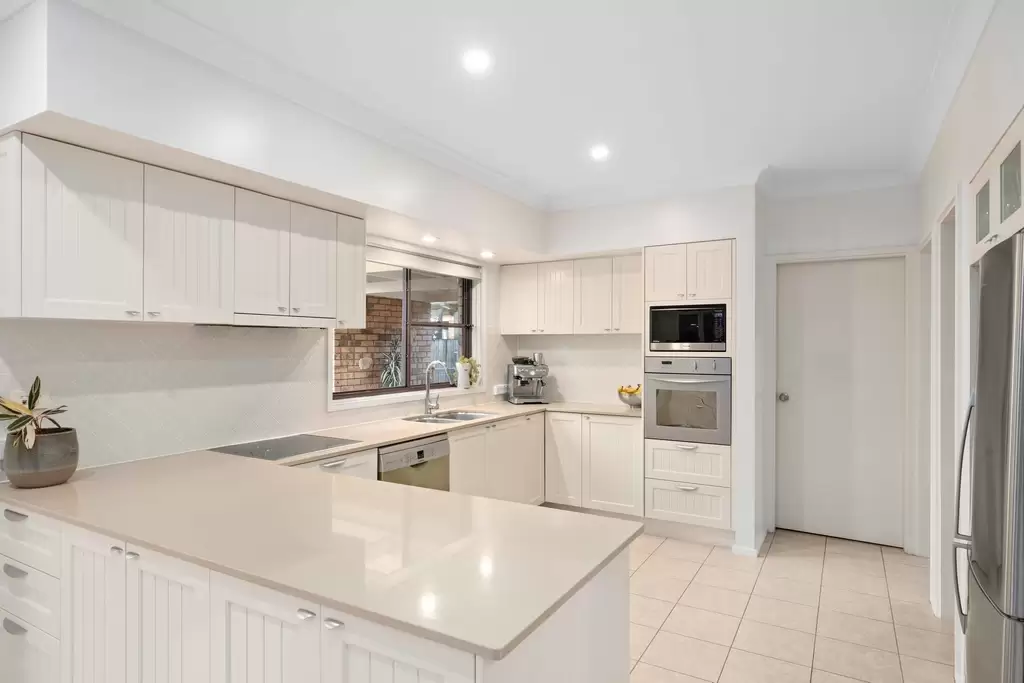 44 Keswick Street, Georges Hall, Georges Hall - Thumbnail 2