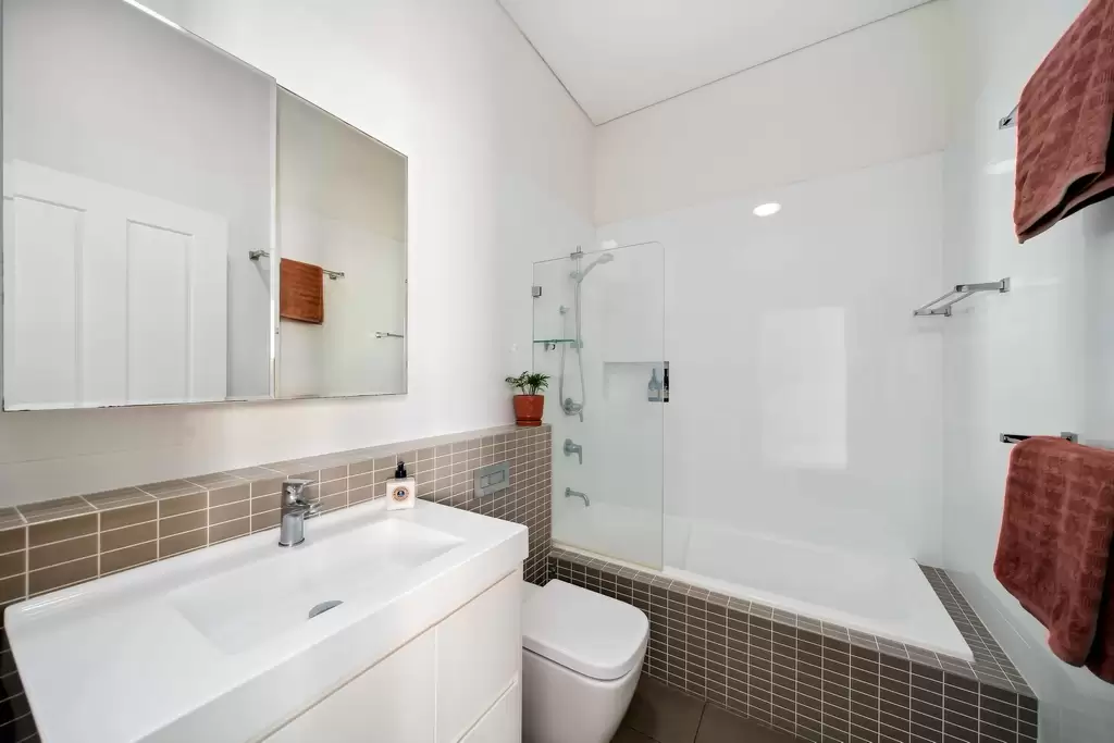 17 Lucy Street, Ashfield, Ashfield - Thumbnail 6