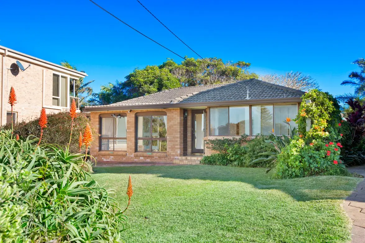 152 Narrabeen Park Parade, Mona Vale, Mona Vale - Thumbnail 3