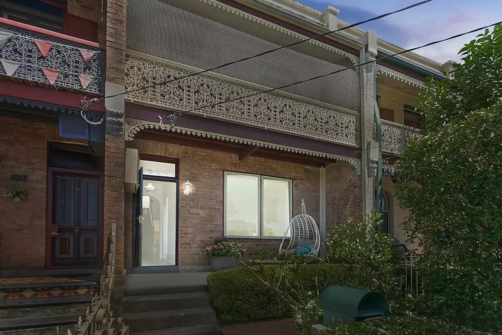 13 Wellington Street, Croydon, Croydon - Thumbnail 2