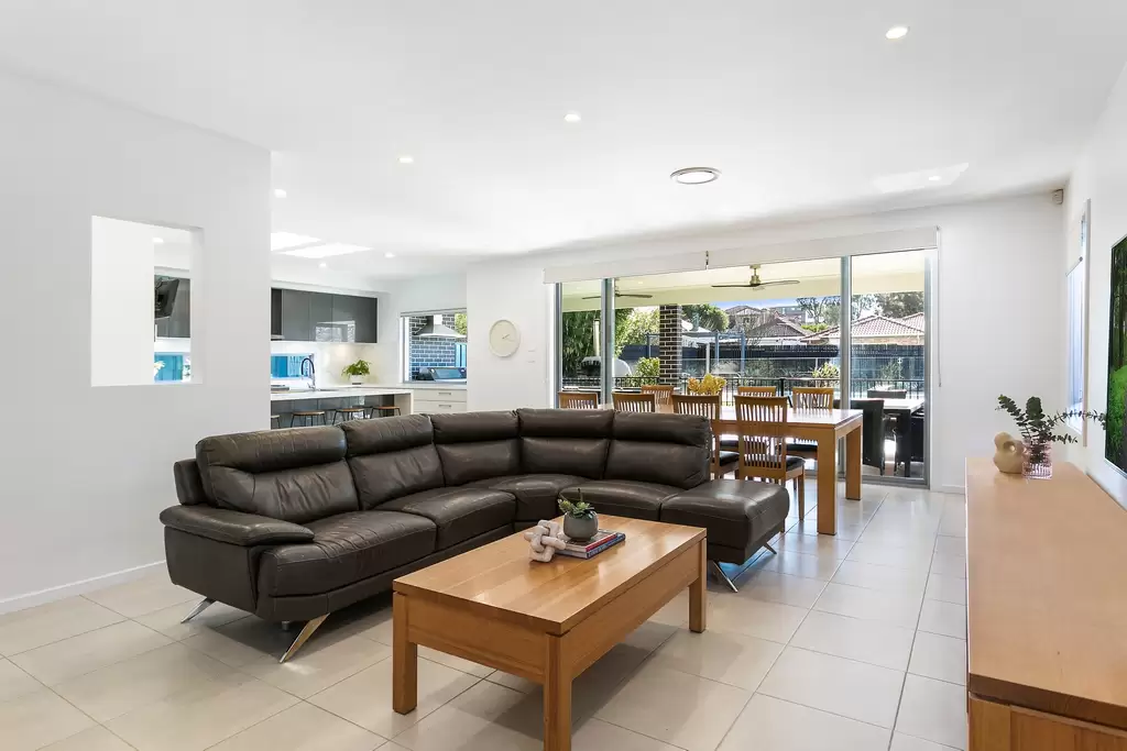 5 Blackwood Street, Belfield, Belfield - Thumbnail 3
