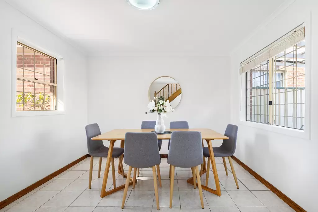 16B Woodside Avenue, Burwood, Burwood - Thumbnail 4