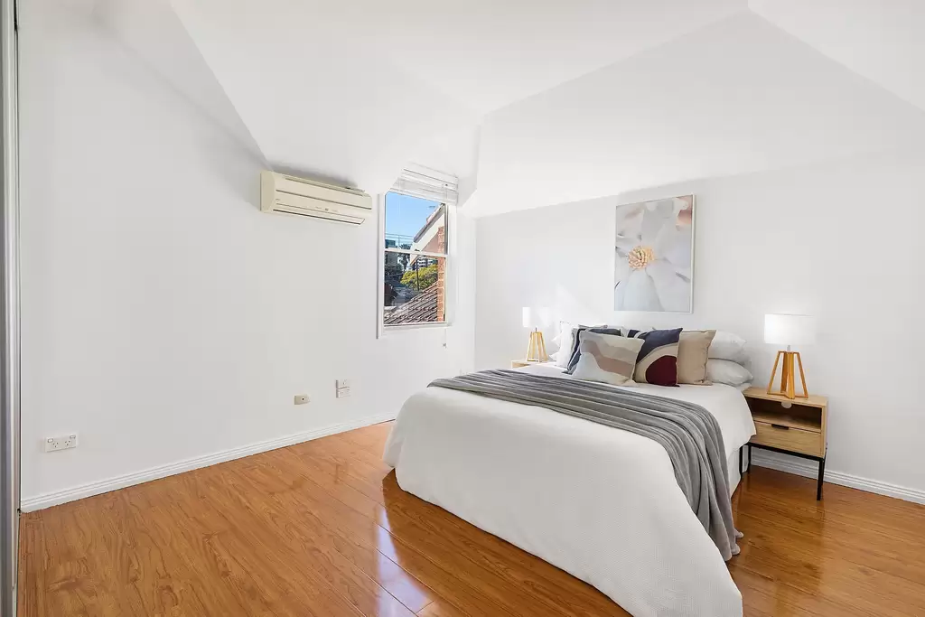 16B Woodside Avenue, Burwood, Burwood - Thumbnail 5
