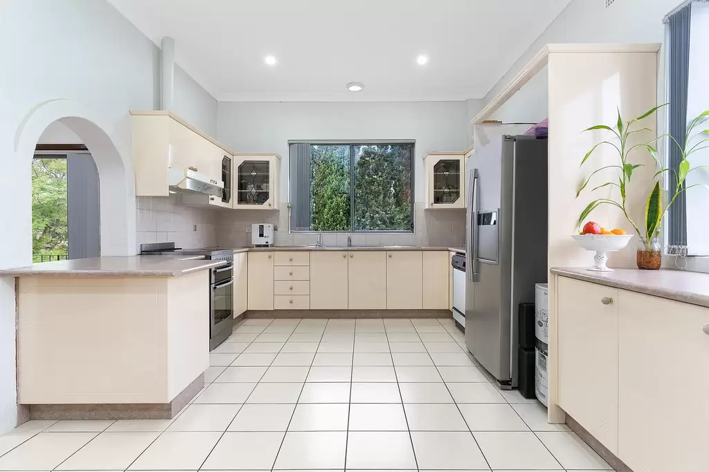16 Oxford Avenue, Bankstown, Bankstown - Thumbnail 3