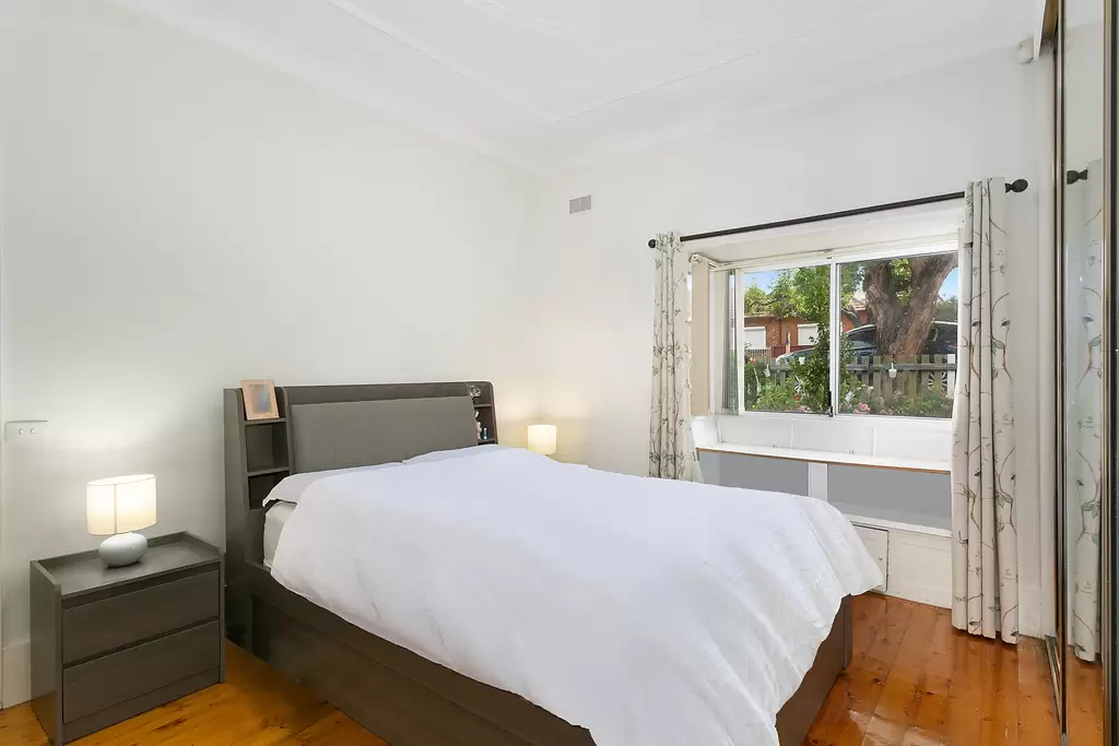 62 Dean Street, Strathfield South, Strathfield South - Thumbnail 4
