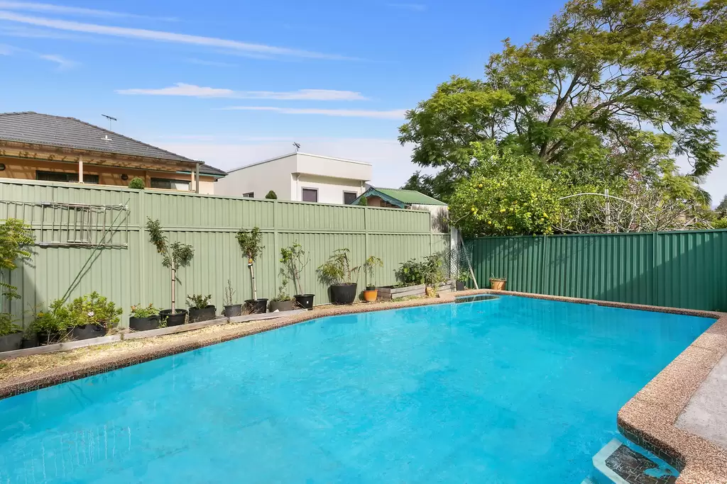 62 Dean Street, Strathfield South, Strathfield South - Thumbnail 5