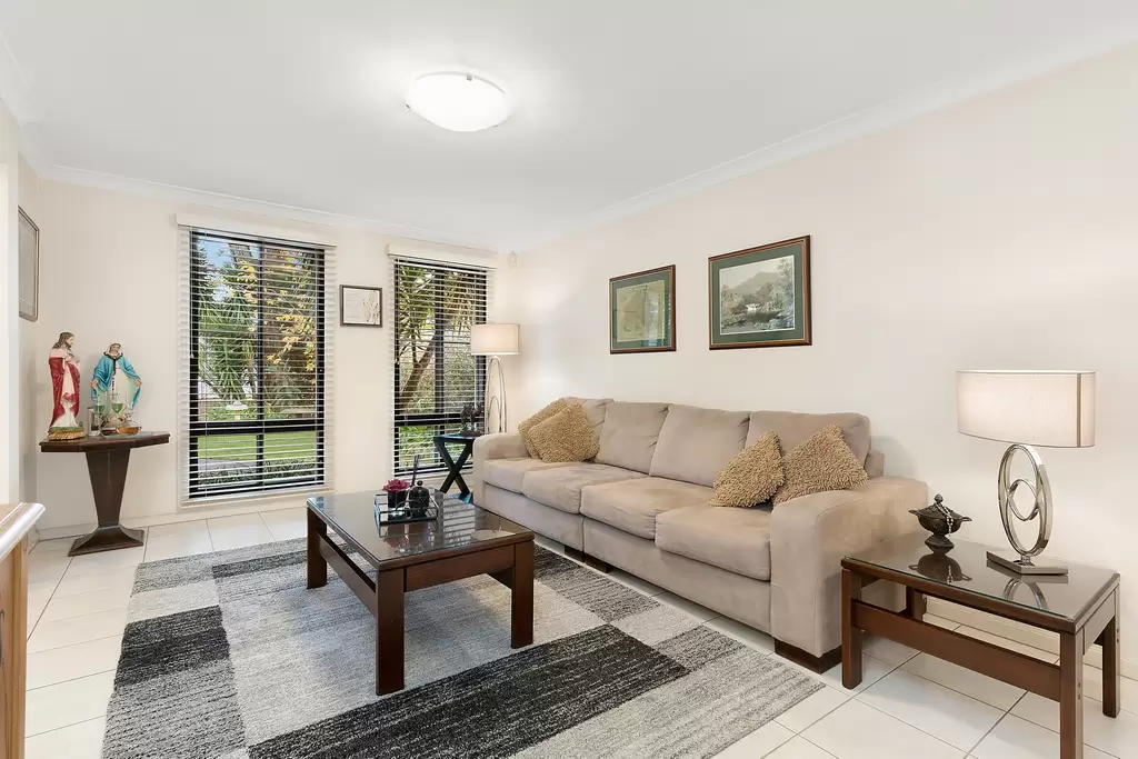 20 Ashcroft Street, Georges Hall, Georges Hall - Thumbnail 4