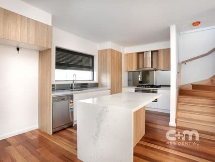 404, Glenroy - Thumbnail 2