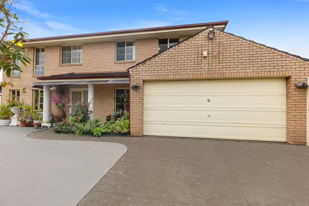 9 Lascelles Lane, Greenacre, Greenacre - Thumbnail 2