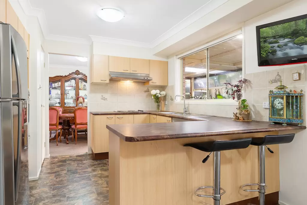 9 Lascelles Lane, Greenacre, Greenacre - Thumbnail 5