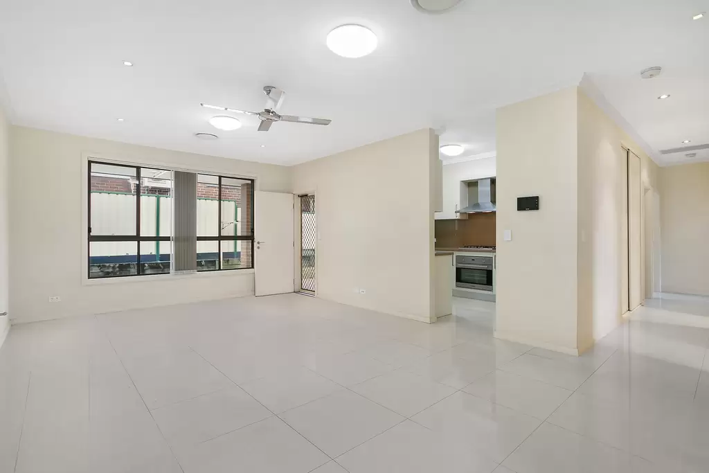 4/117 Brunker Road, Yagoona, Yagoona - Thumbnail 2