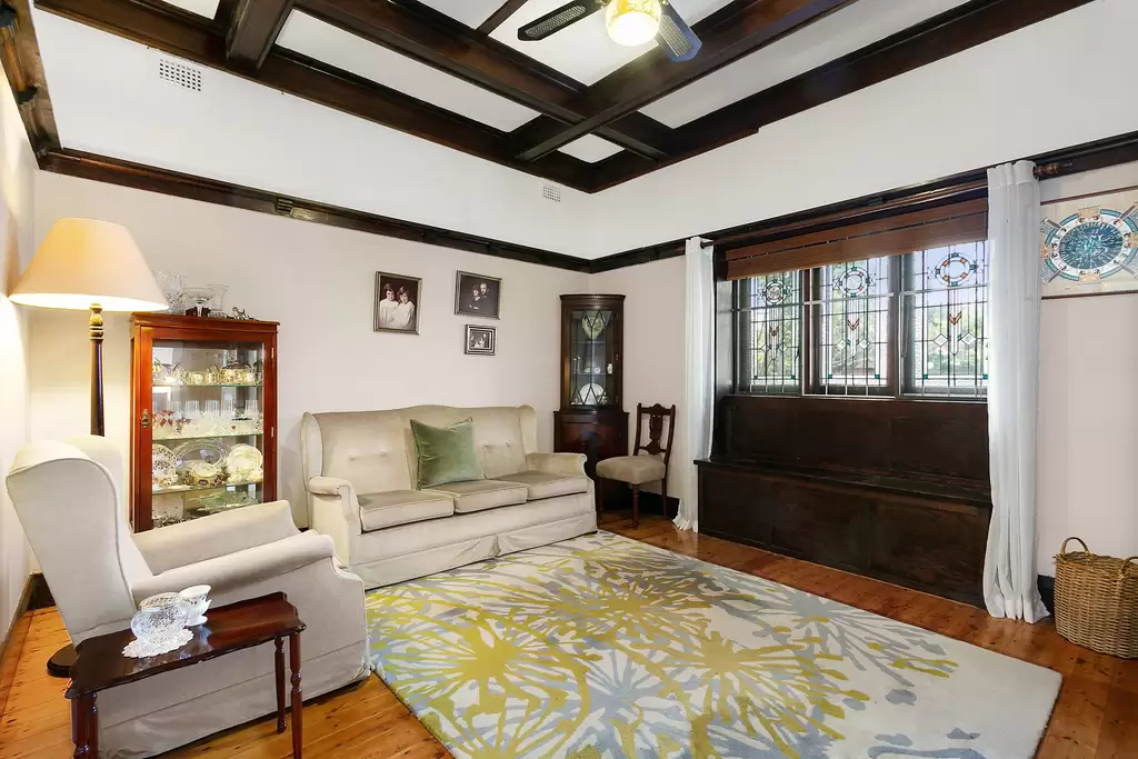 6 Hunter Street, Strathfield, Strathfield - Thumbnail 2