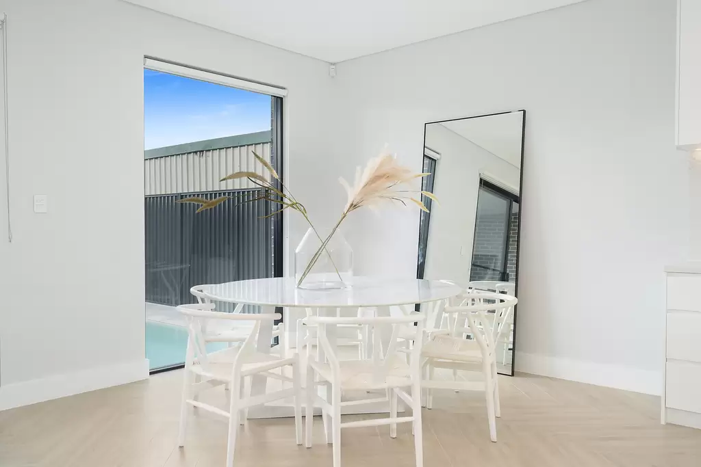 7A Cassia Place, Bass Hill, Bass Hill - Thumbnail 4