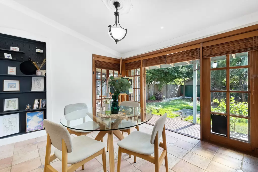 4 Earle Avenue, Ashfield, Ashfield - Thumbnail 3