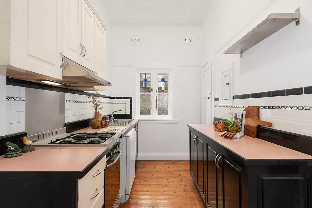 56  Lucy Street, Ashfield, Ashfield - Thumbnail 5