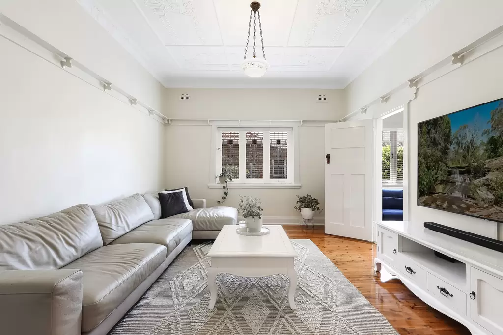 46 Leopold Street, Ashbury, Ashbury - Thumbnail 6