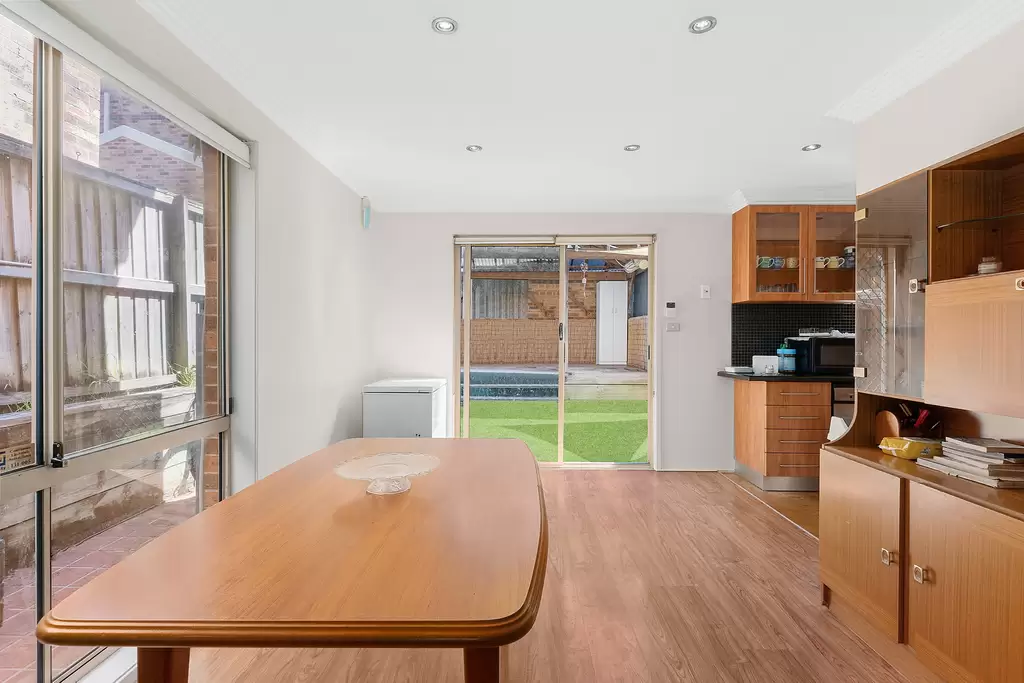 23/8-10 Watergum Way, Greenacre, Greenacre - Thumbnail 5