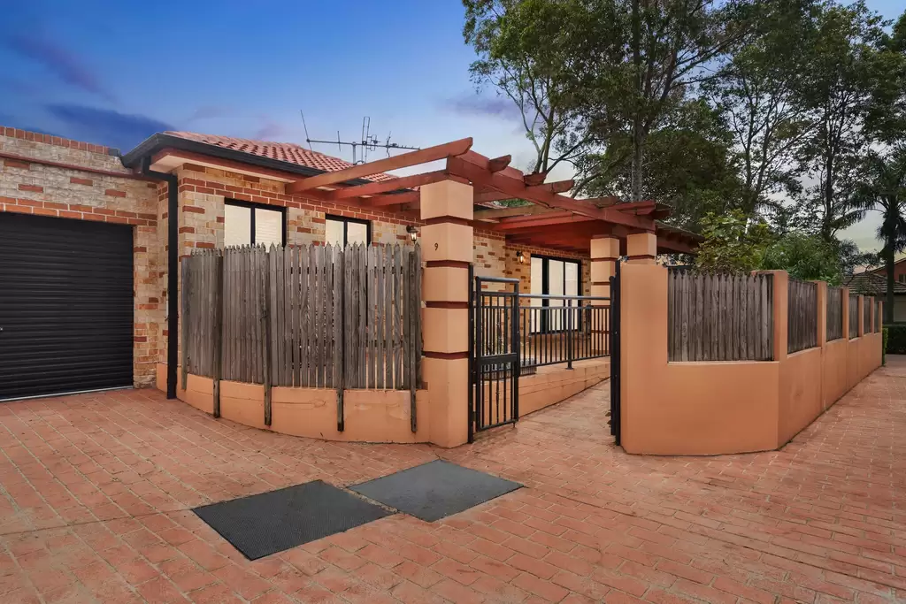 9/114-116 Rawson Road, Greenacre, Greenacre - Image 1