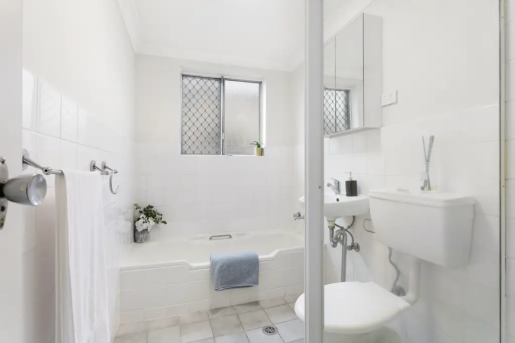 2/25 Prospect Road, Summer Hill, Summer Hill - Thumbnail 3
