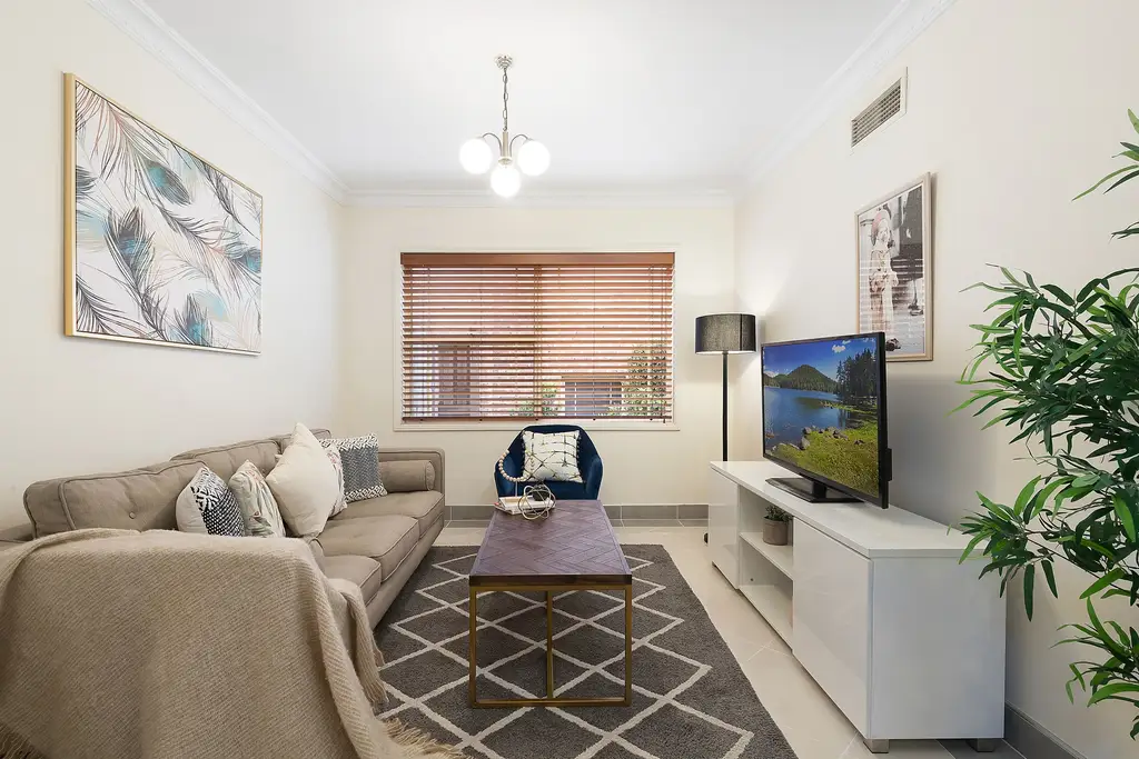 8 Sherwood Place, North Ryde, North Ryde - Thumbnail 3