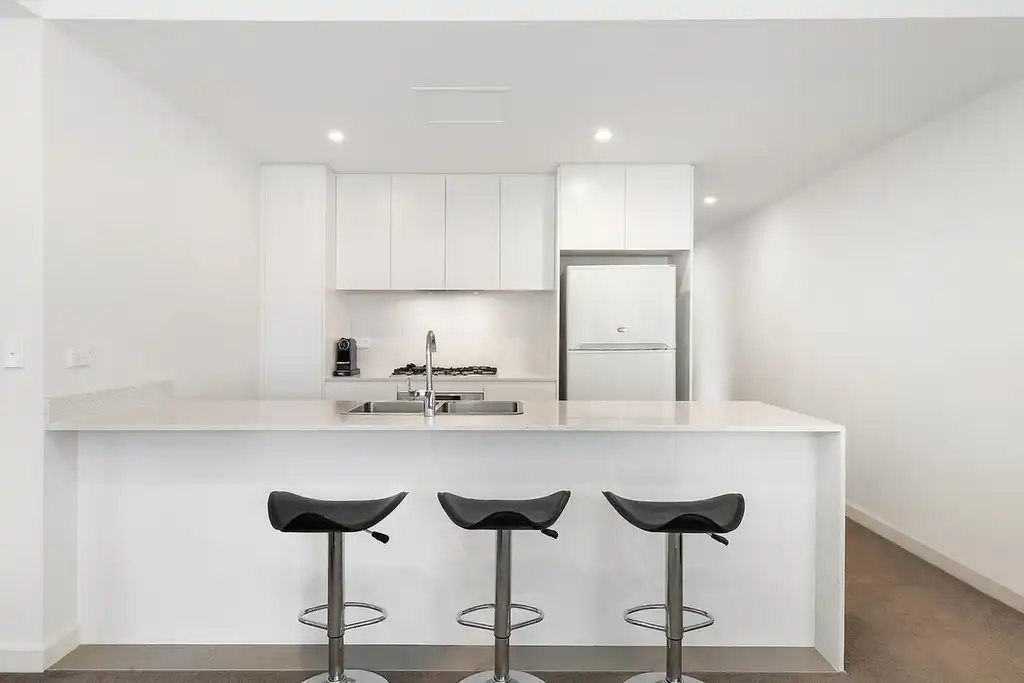 205D/2 Rowe Drive, Potts Hill, Potts Hill - Thumbnail 3