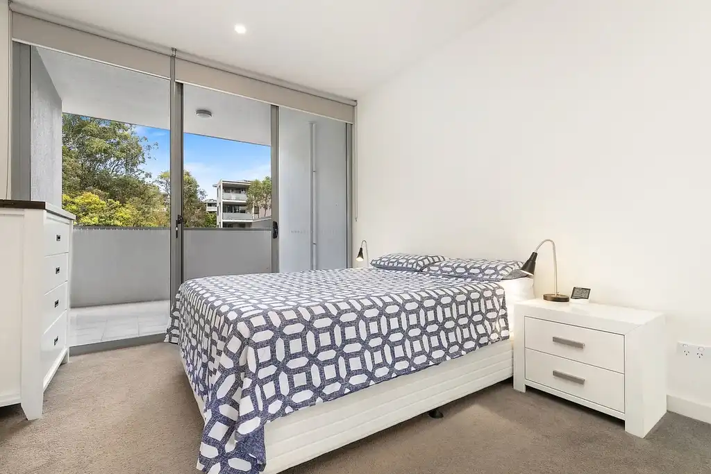 205D/2 Rowe Drive, Potts Hill, Potts Hill - Thumbnail 5