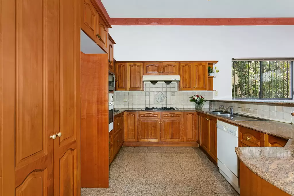 41 Llandilo Avenue, Strathfield, Strathfield - Thumbnail 3