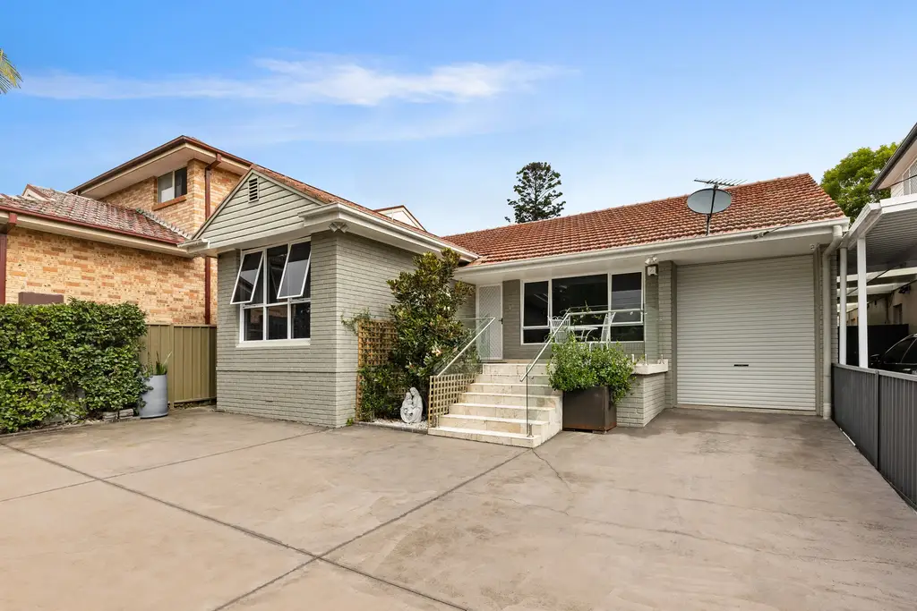 54 The Crescent, Homebush, Homebush - Image 1
