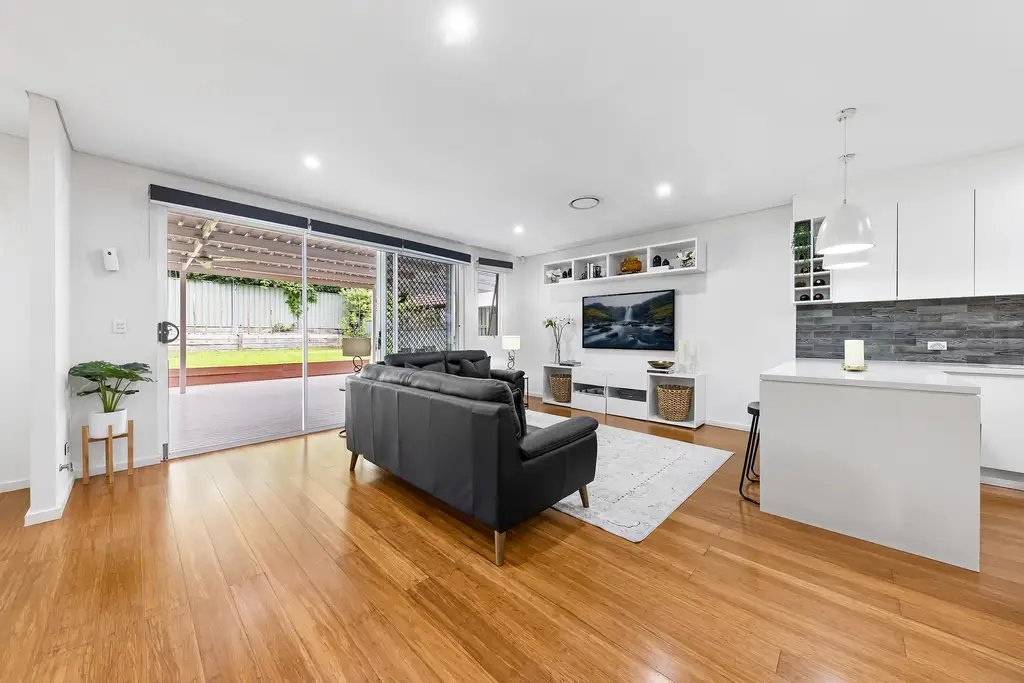 54 The Crescent, Homebush, Homebush - Thumbnail 6