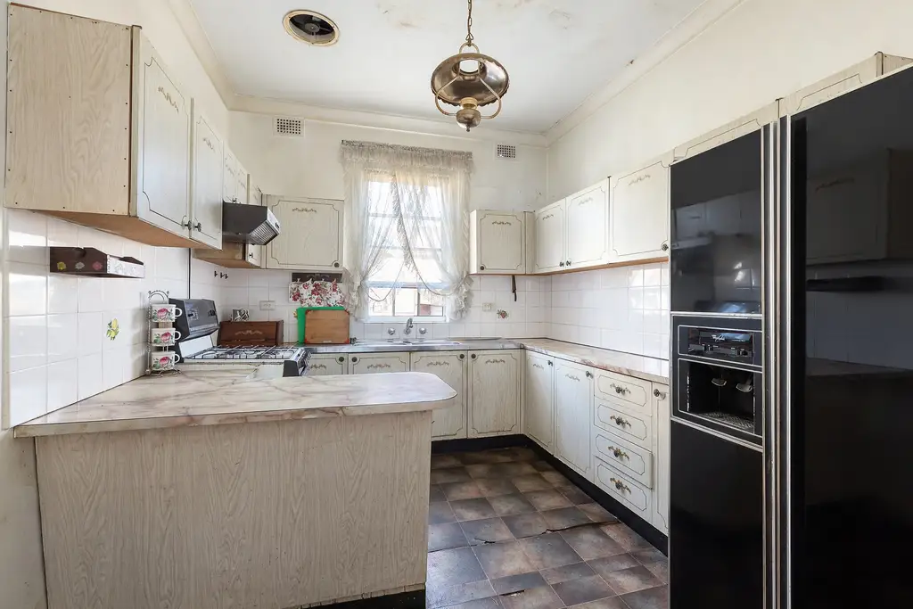 10 Swan Avenue, Strathfield, Strathfield - Thumbnail 2