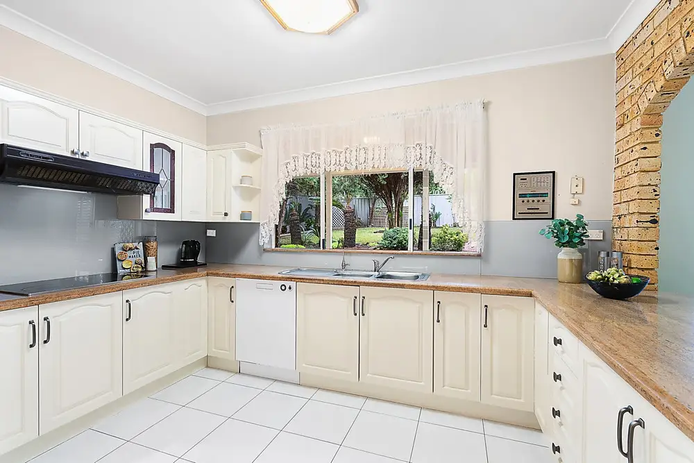 103 Lucinda Avenue, Bass Hill, Bass Hill - Thumbnail 4