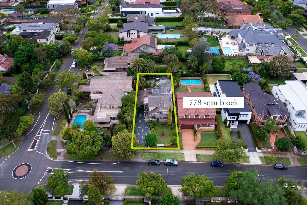 8 Newton Road, Strathfield, Strathfield - Thumbnail 3