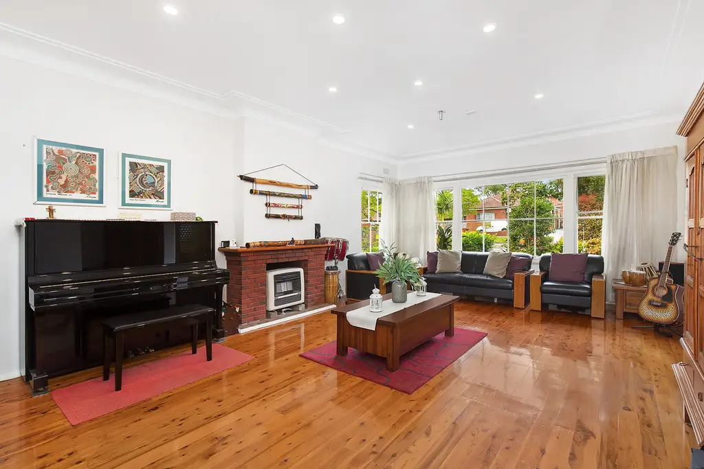 17  Bareena Street, Strathfield, Strathfield - Thumbnail 3