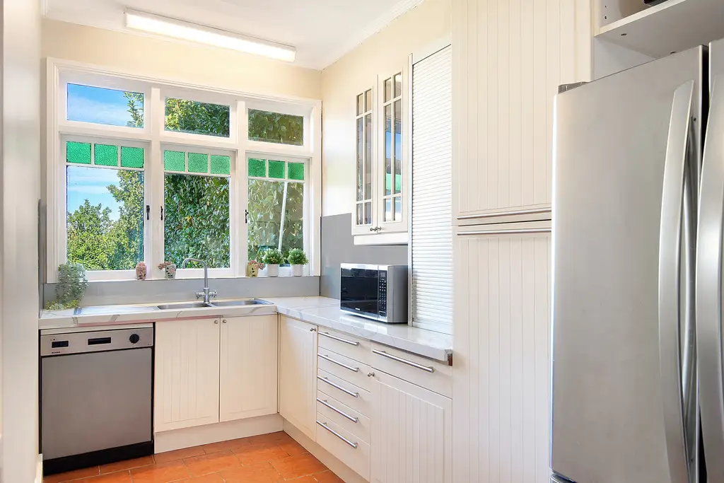 10 Clifton Avenue, Burwood, Burwood - Thumbnail 4