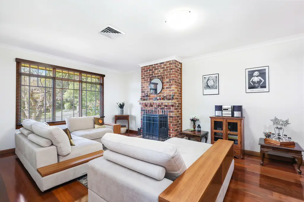 64 Lucinda Avenue, Bass Hill, Bass Hill - Thumbnail 3