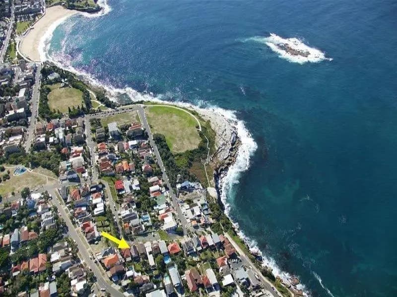 Coogee, Coogee - Image 1