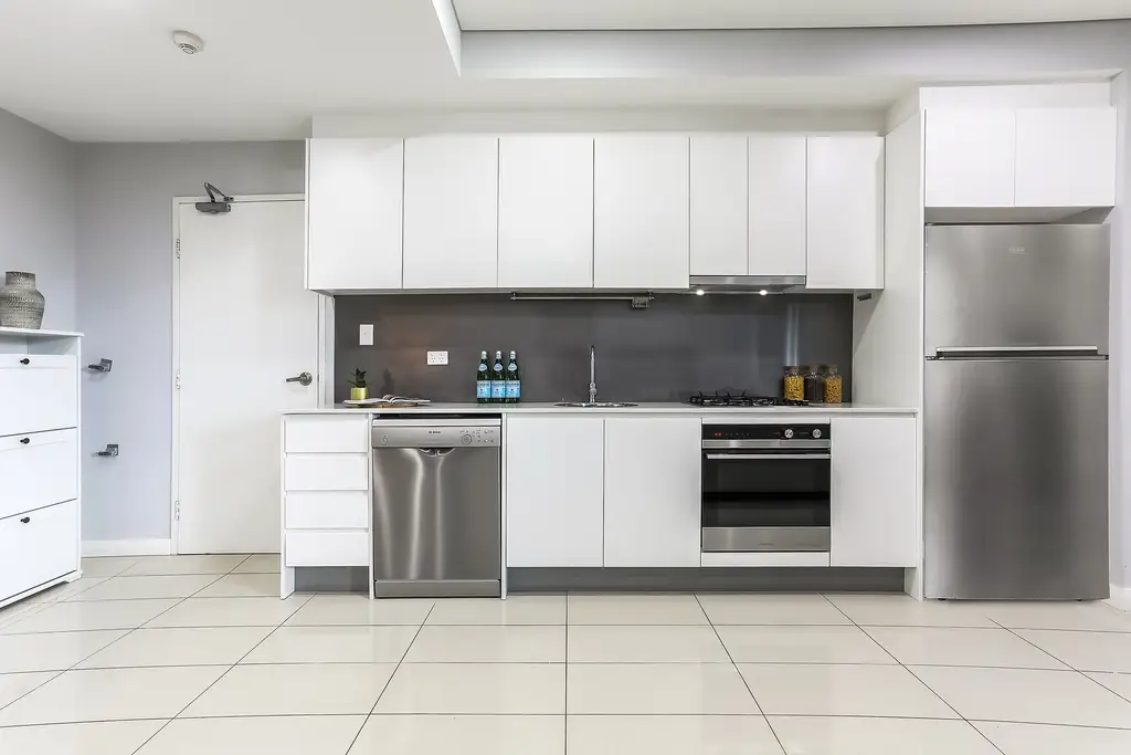 408/28-32 Smallwood Avenue, Homebush, Homebush - Thumbnail 2