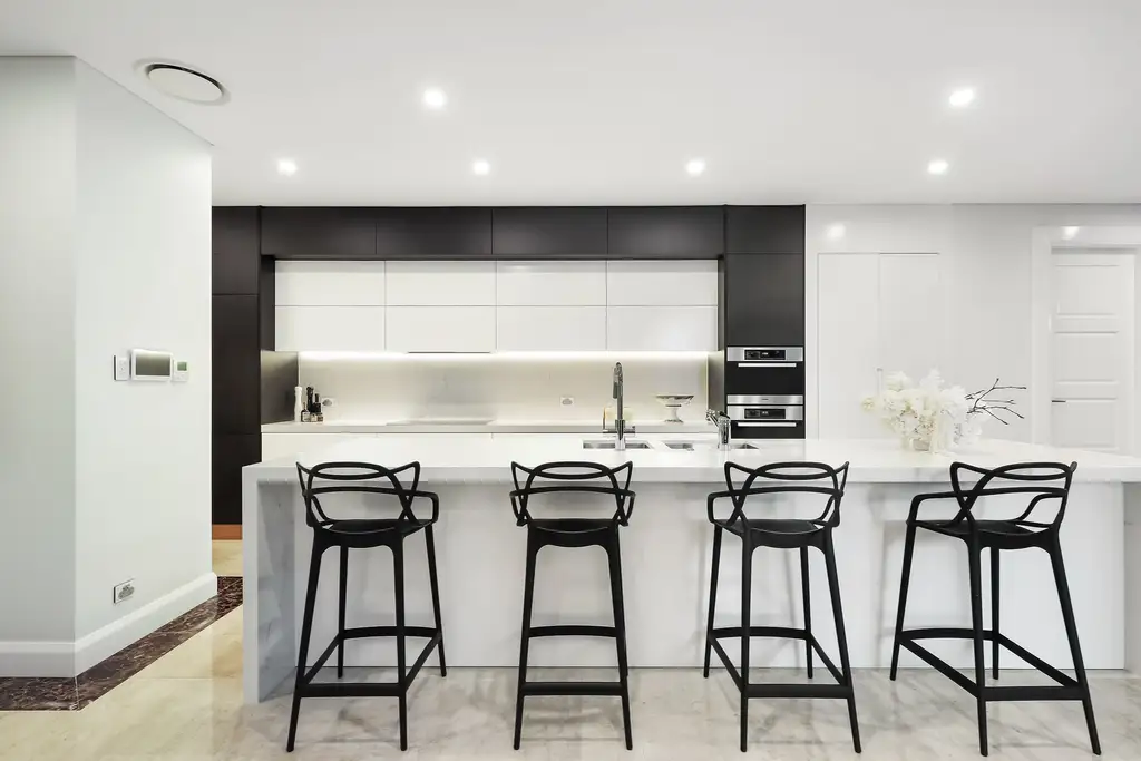 33 Barker Road, Strathfield, Strathfield - Thumbnail 3