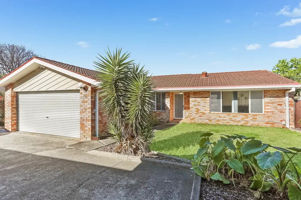 6/76 Manahan Street, Condell Park, Condell Park - Image 1