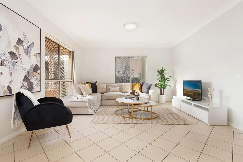 52a Denman Road, Georges Hall, Georges Hall - Thumbnail 2