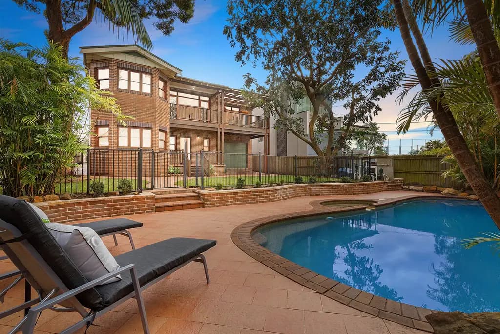 67 Cabarita Road, Concord, Concord - Thumbnail 2