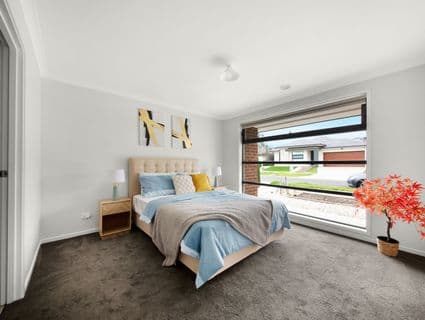 404, Manor Lakes - Thumbnail 8