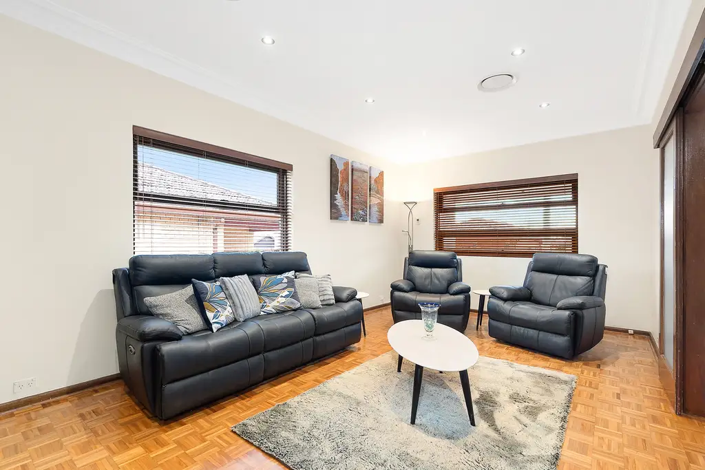 22 Baker Street, Enfield, Enfield - Thumbnail 3