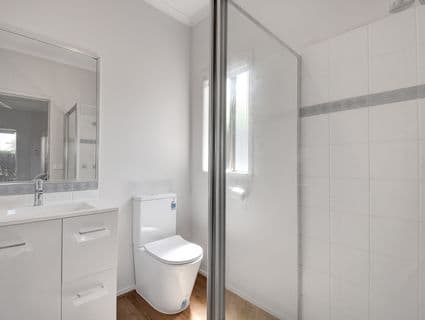404, Manor Lakes - Thumbnail 6