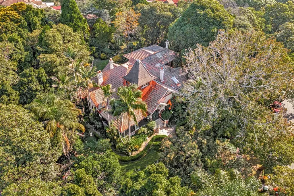 2a Appian Way, Burwood, Burwood - Image 1