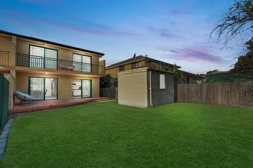 21 Manuka Crescent, Bass Hill, Bass Hill - Thumbnail 6