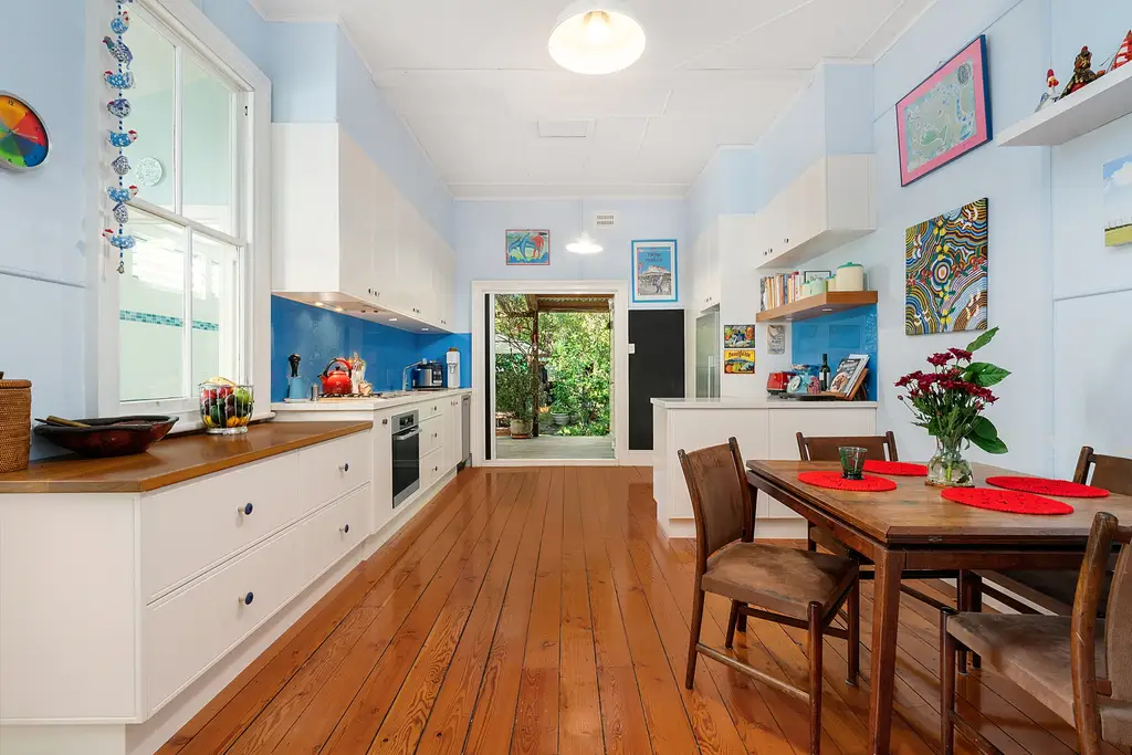 11 The Avenue, Granville, Granville - Thumbnail 3