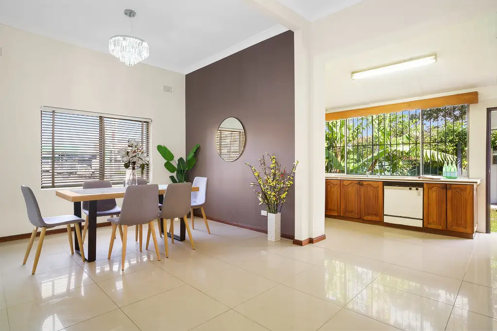35 Sunbeam Avenue, Burwood, Burwood - Thumbnail 3